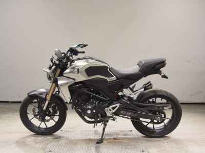 Honda CB250R 2019