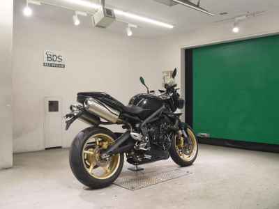 Triumph Street Triple 675 R 2011