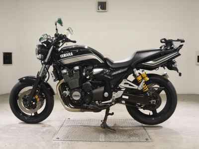 Yamaha XJR1300 2012
