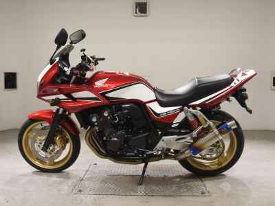 Honda CB400 Super Boldor 2012