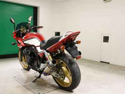 Honda CB400 Super Boldor 2012