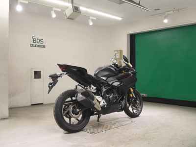 Honda CBR250RR 2023