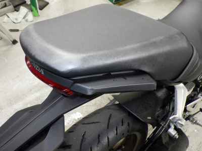 Honda CB250R 2019