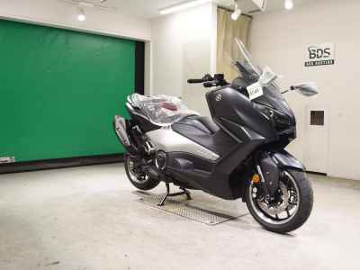 Yamaha TMAX 560 2026
