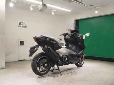 Yamaha TMAX 560 2026