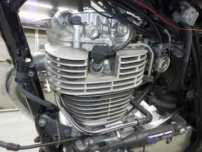 Yamaha SR400 2018