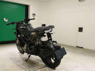 Husqvarna Svartpilen 250 2022