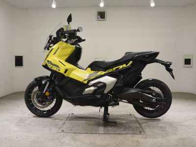 Honda X-Adv 750 2025