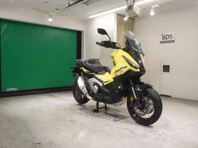 Honda X-Adv 750 2025