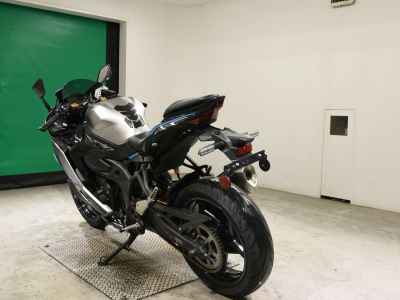Kawasaki Ninja ZX-25R SE 2023