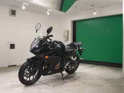 Honda CBR400R 2016
