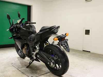 Honda CBR400R 2016