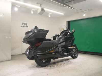 Honda GL1800 Gold Wing Tour DCT 2026