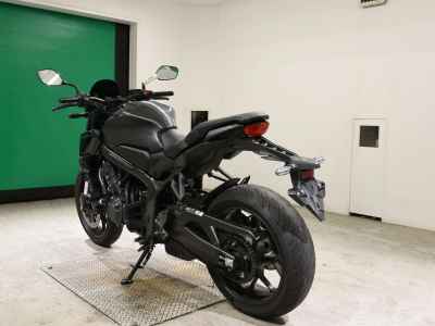 Honda CB650R 2023