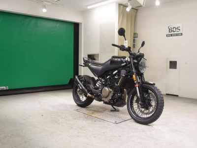 Husqvarna Svartpilen 401 2025