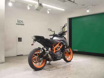 KTM 390 Duke 2021