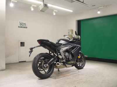 Triumph Daytona 660 2025