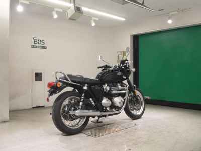 Triumph Bonneville T120 2025