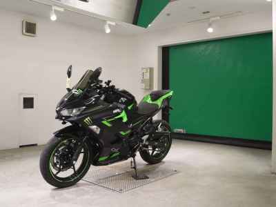 Kawasaki Ninja 400 2018