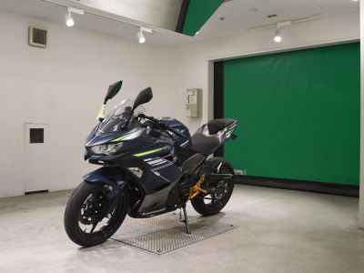 Kawasaki Ninja 400 2024