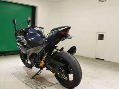Kawasaki Ninja 400 2024
