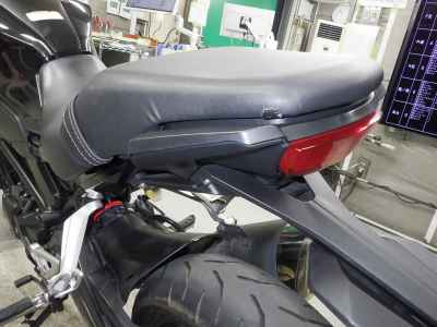 Honda CB250R 2018