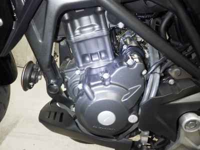 Honda CB250R 2018