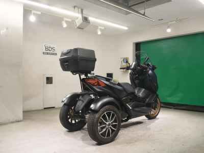 Yamaha XMAX 250 2022