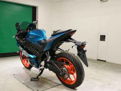 Yamaha YZF-R3 2021