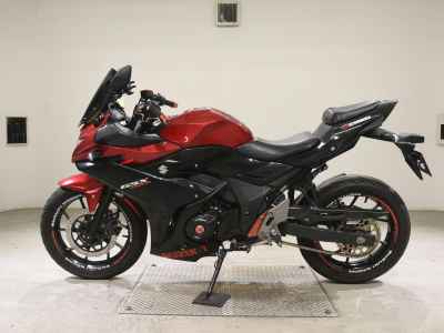 Suzuki GSX250R