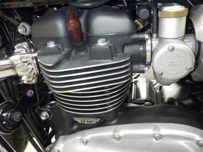 Triumph Bonneville T120 2025