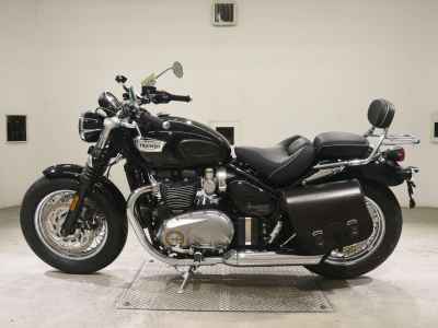 Triumph Bonneville T120 2025