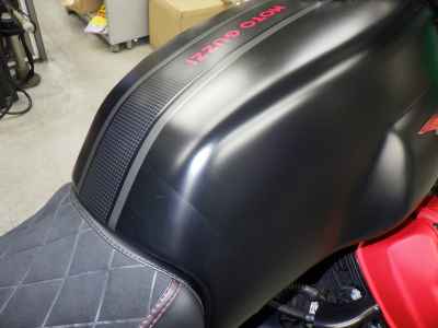 Moto Guzzi V7 2019