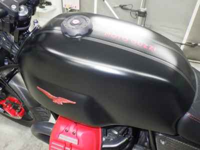 Moto Guzzi V7 2019