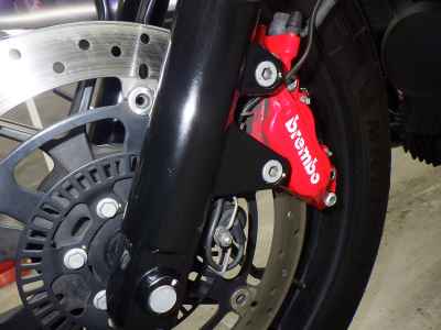Moto Guzzi V7 2019