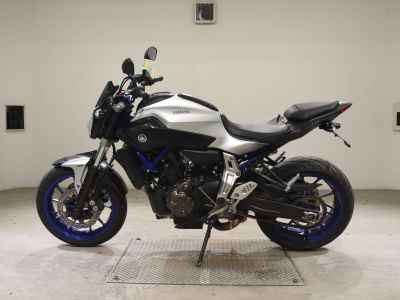Yamaha MT-07 2015