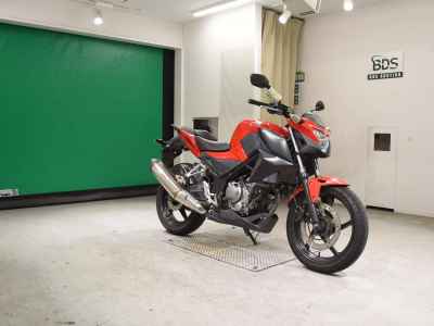 Honda CB250F 2015