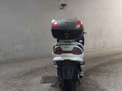 Suzuki Skywave 250S