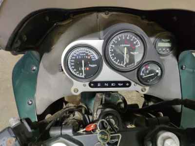 Triumph Sprint 900 2021