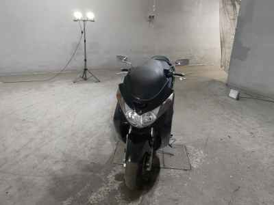 Suzuki Skywave 250S