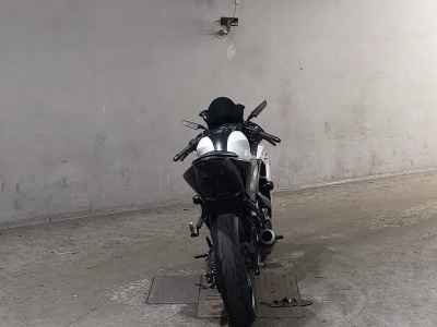 Yamaha YZF-R25 2016