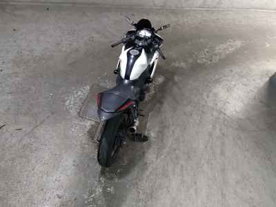 Yamaha YZF-R25 2016