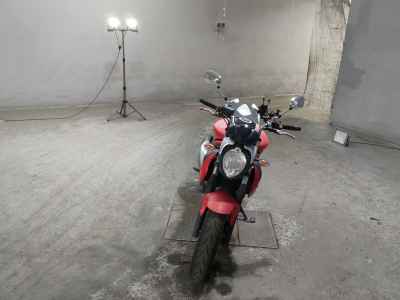 Suzuki Gladius SFV400 2011