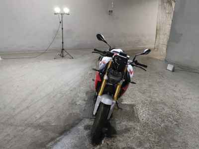 BMW F900R 2021