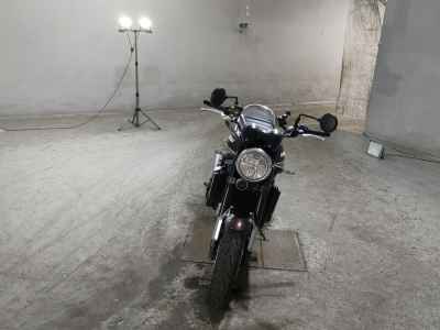 Kawasaki Z900RS 2025