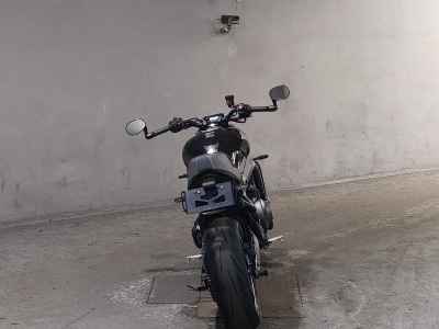 Yamaha XSR900 2022