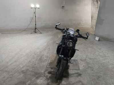 Yamaha XSR900 2023