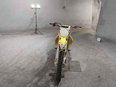 Suzuki RMZ250