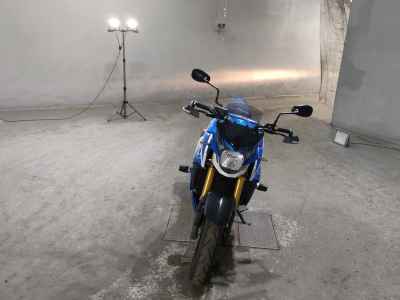 Suzuki GSR750 2015