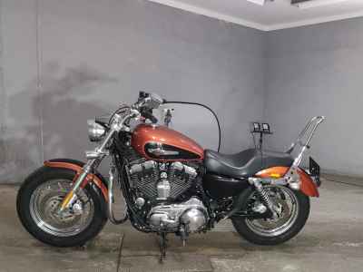 Harley-Davidson Sportster Custom XL1200C 2011